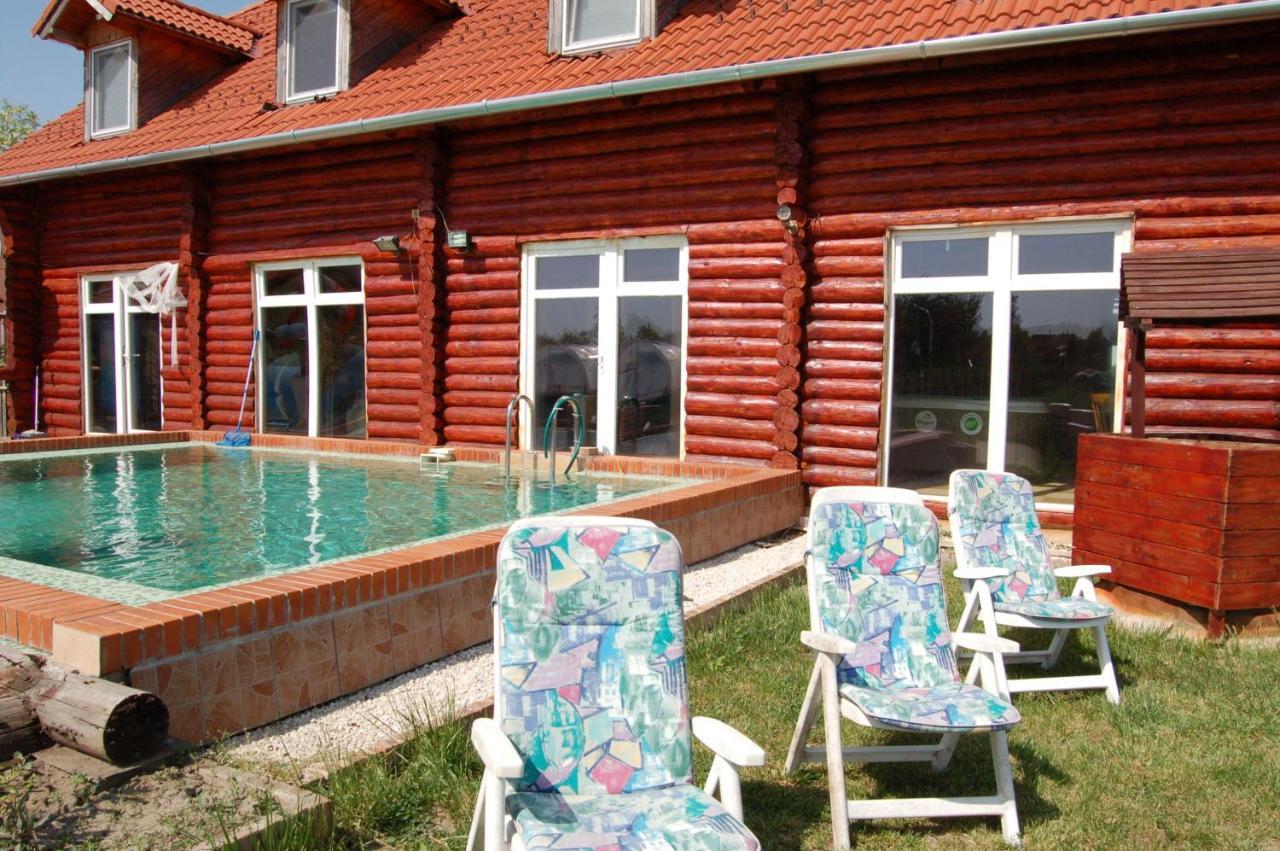 Bed and Breakfast Rönk-wellness panzió Mezőpeterd Exterior foto